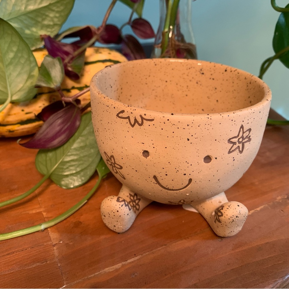 Friendly Planter